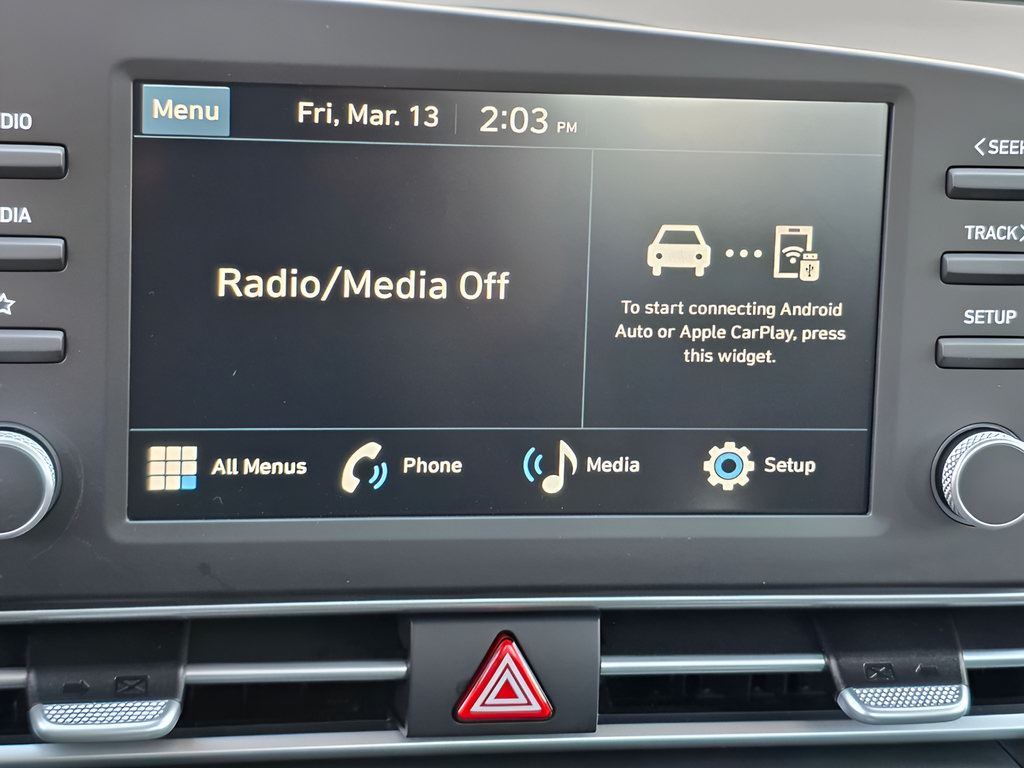 New 2026 Hyundai Elantra SE FWD image 19