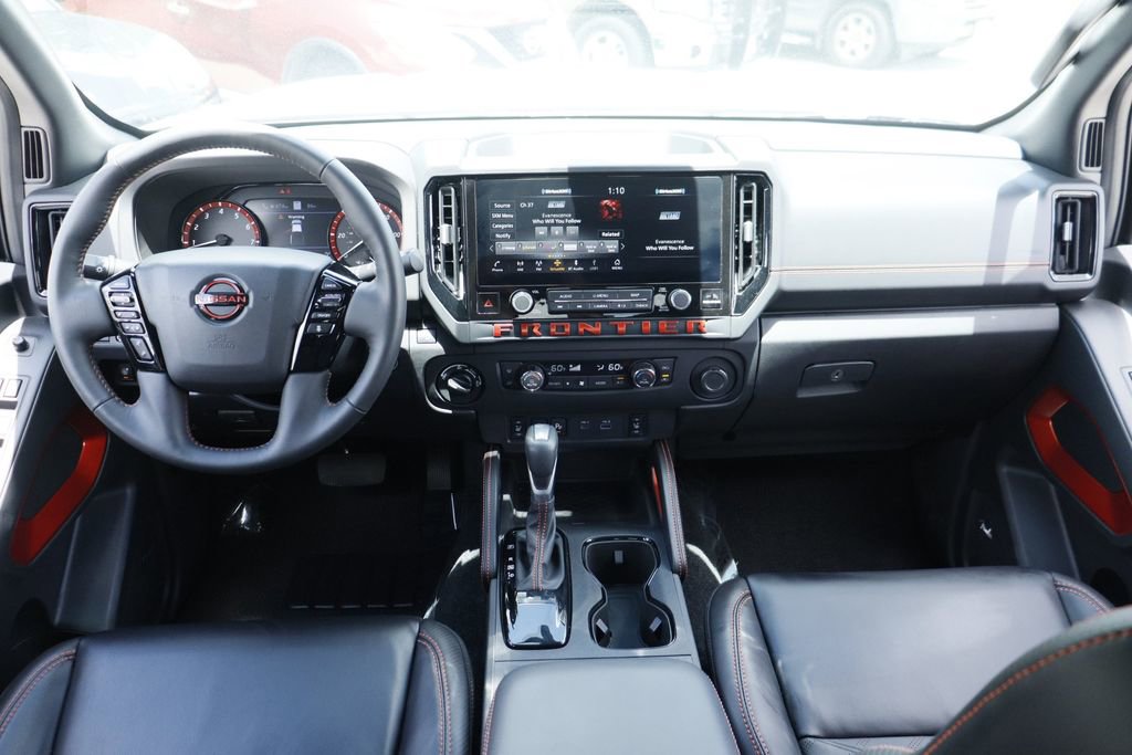 Used 2025 Nissan Frontier PRO-4X w/ Pro Premium Package AWD/4WD image 23