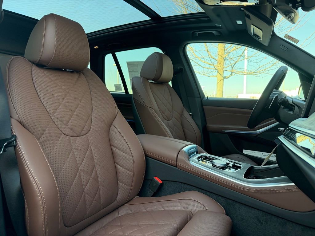 New 2026 BMW X5 xDrive50e w/ Premium Package image 44