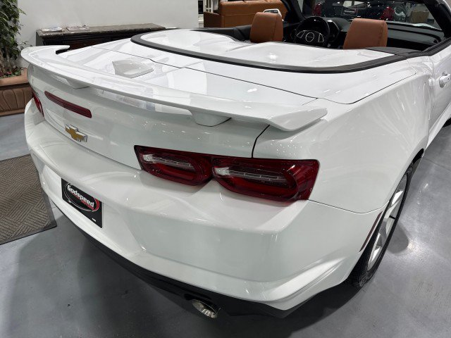 Used 2021 Chevrolet Camaro LT RWD image 37