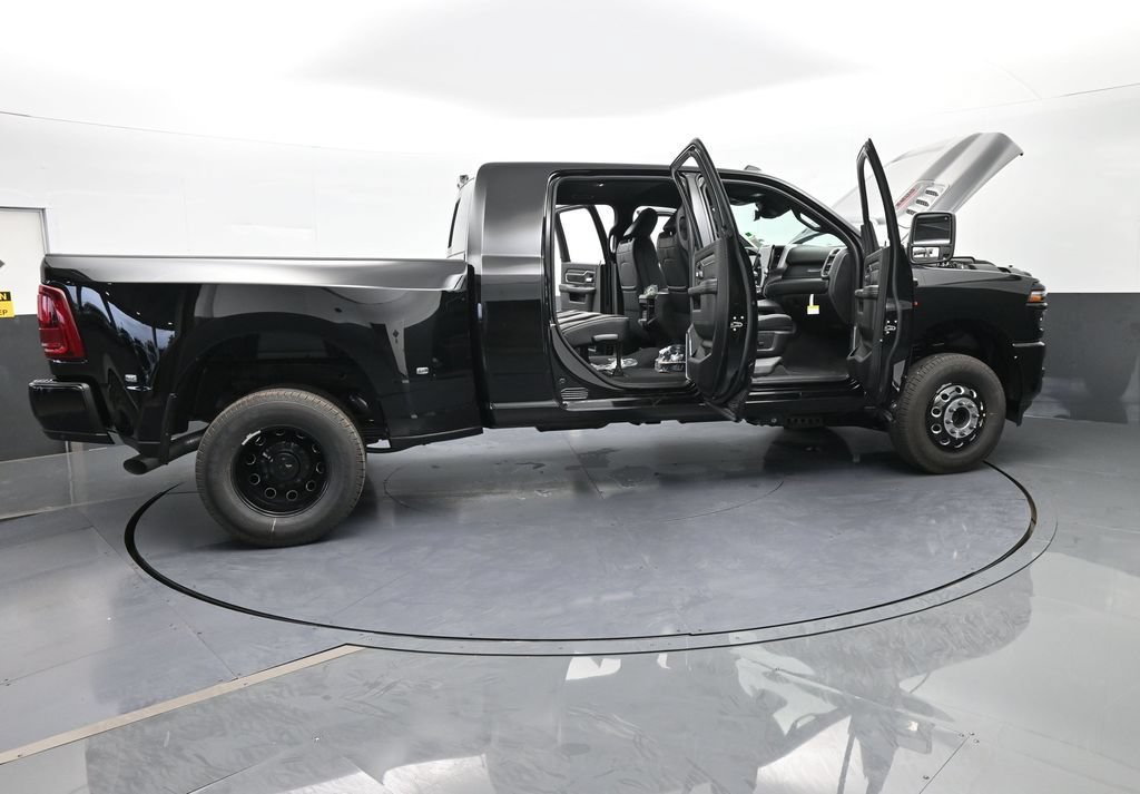 New 2026 RAM 3500 Laramie w/ Night Edition AWD/4WD image 72