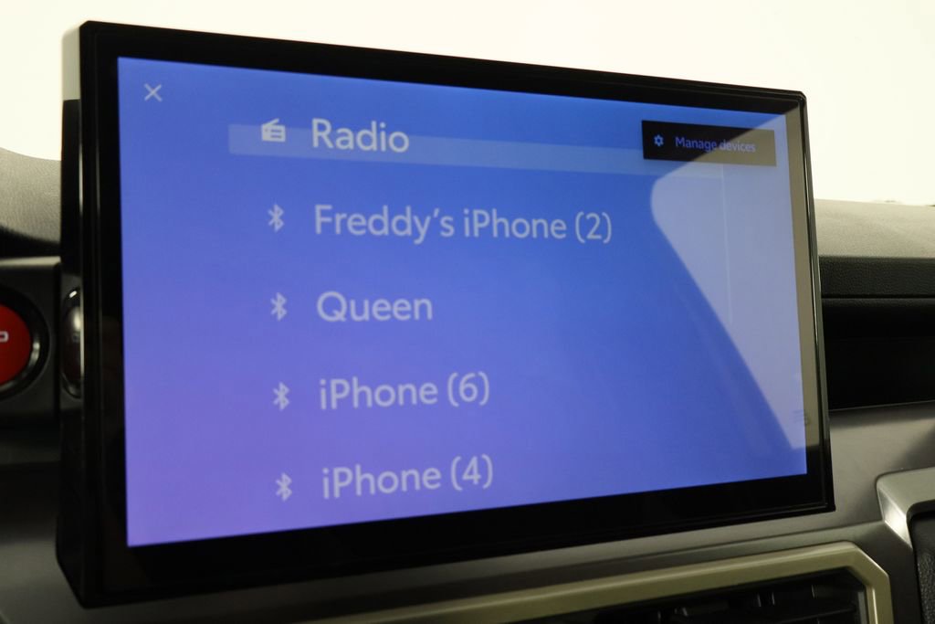 Used 2025 Toyota Tacoma Limited image 29