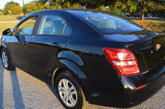 Used 2017 Chevrolet Sonic LS image 4