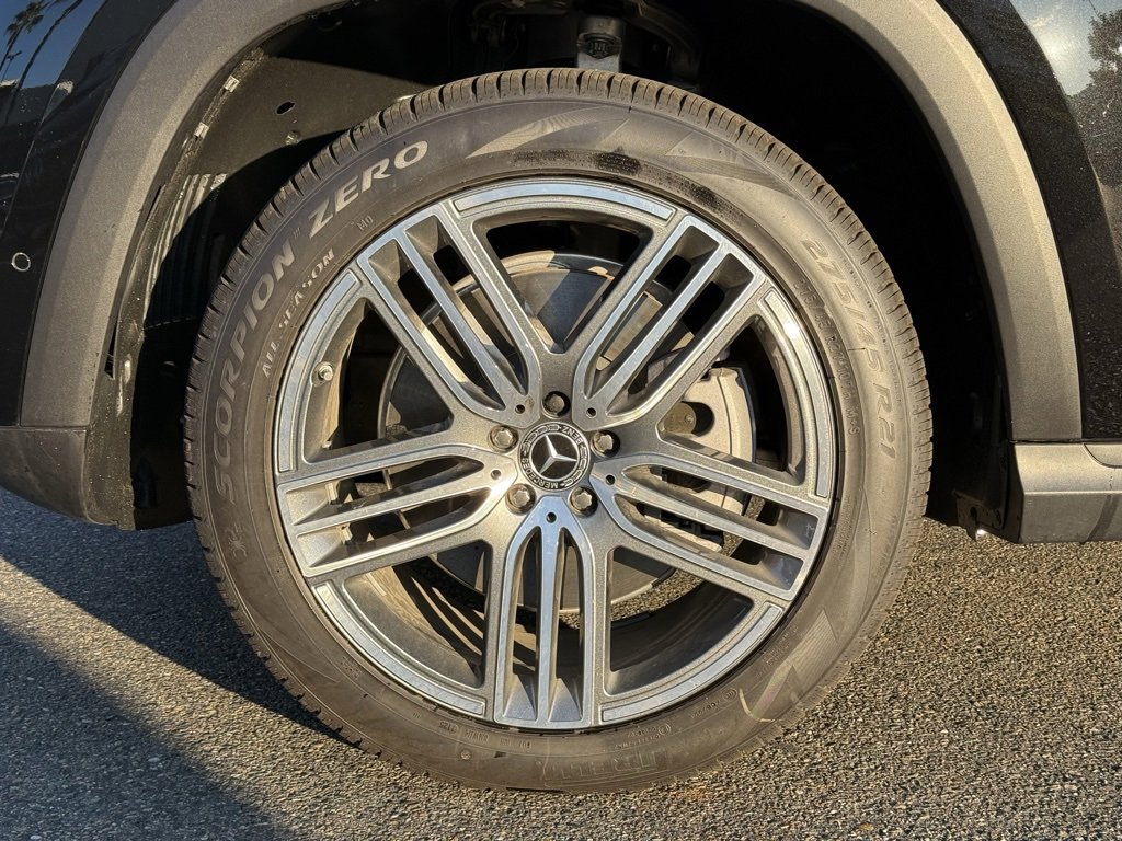 New 2025 Mercedes-Benz GLS 450 4MATIC image 16