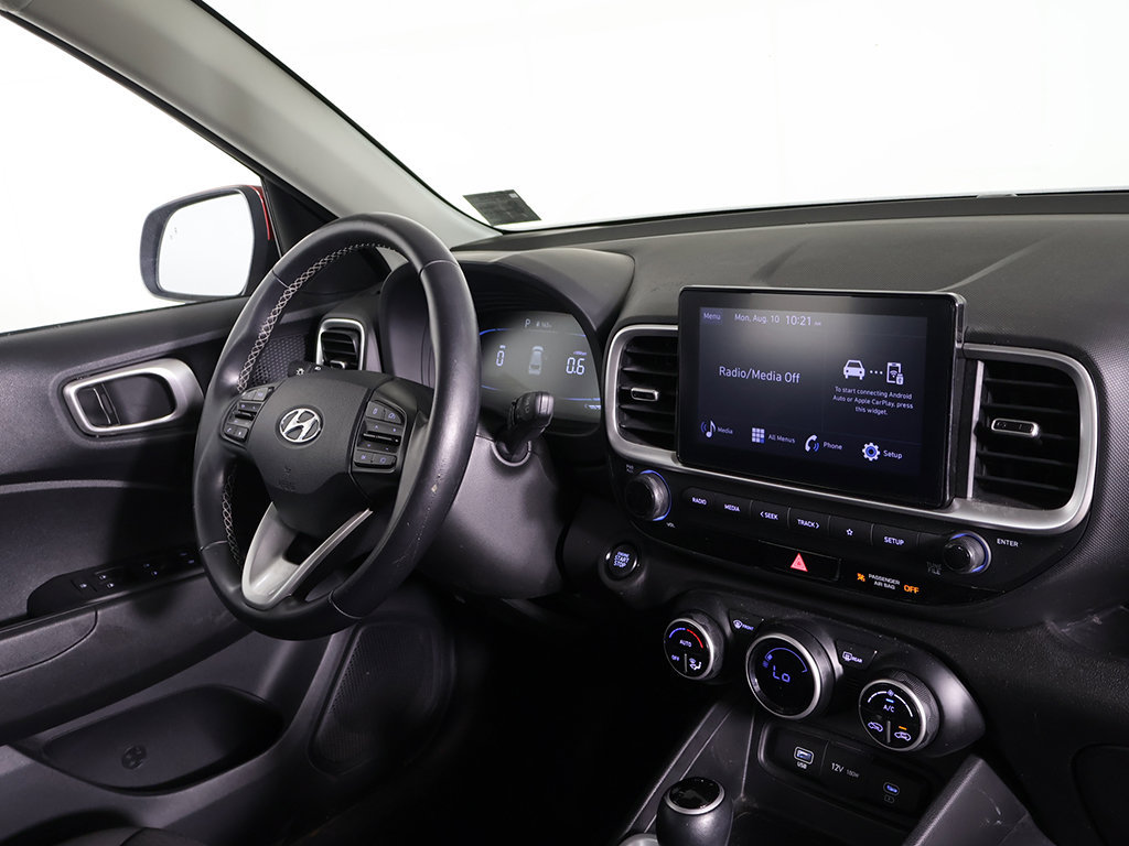 Certified 2024 Hyundai Venue SEL FWD image 24