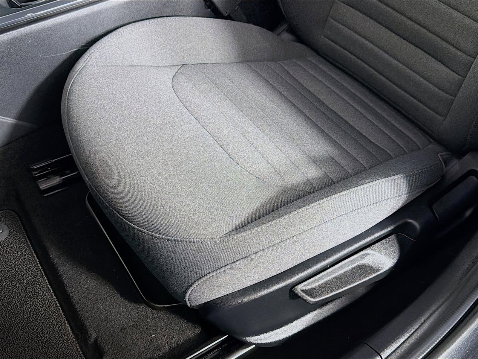 Certified 2025 Kia K4 EX image 19