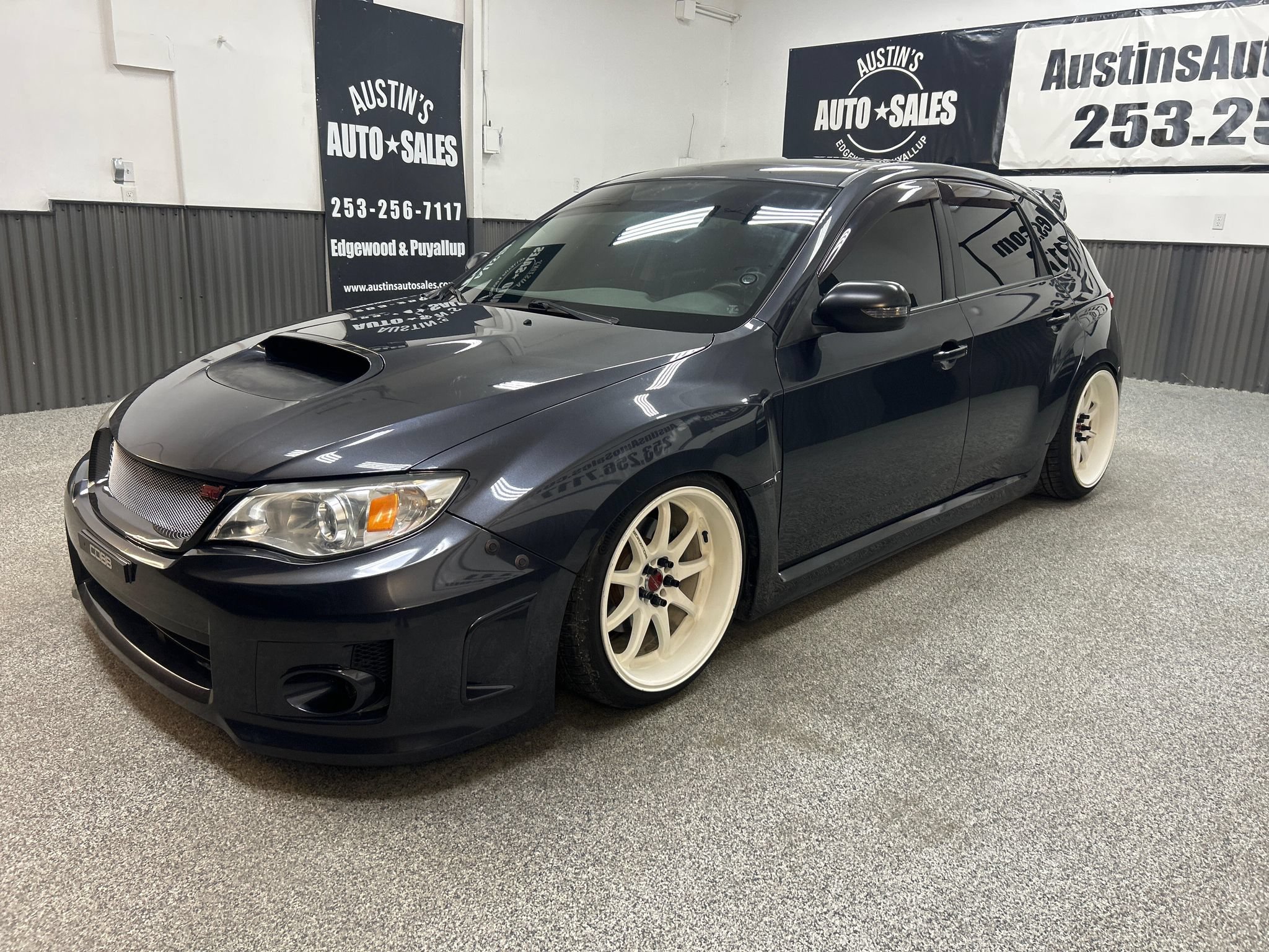Used 2014 Subaru Impreza WRX Limited w/ Navigation System Package AWD/4WD image 3