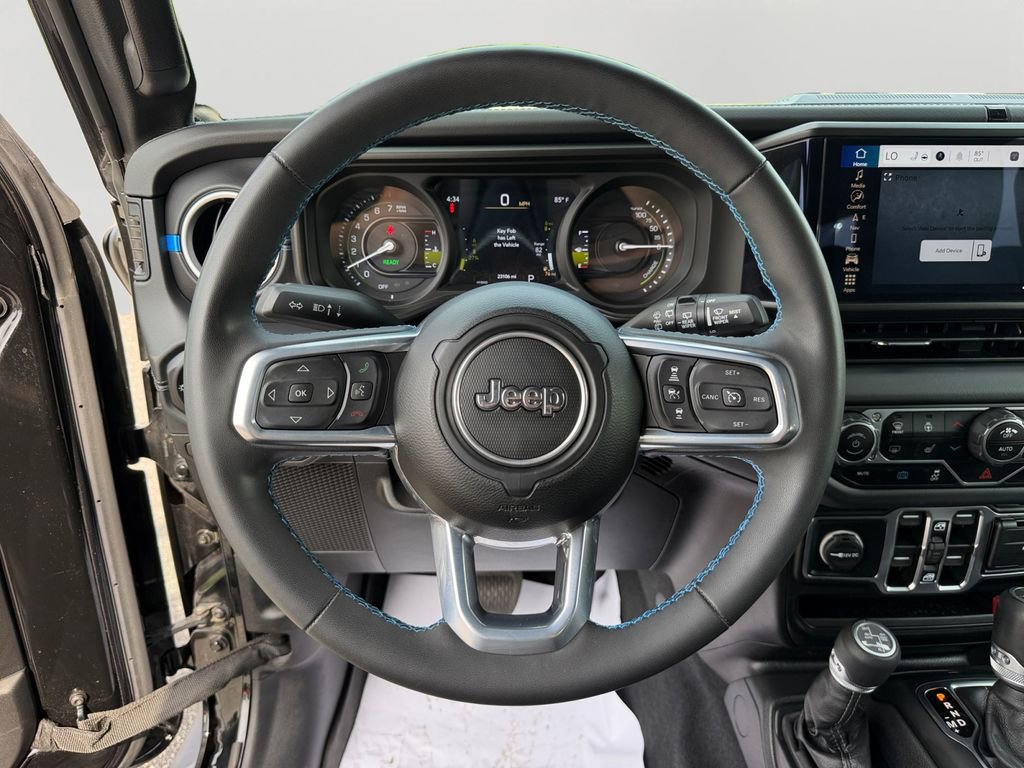Used 2024 Jeep Wrangler High Altitude AWD/4WD image 19