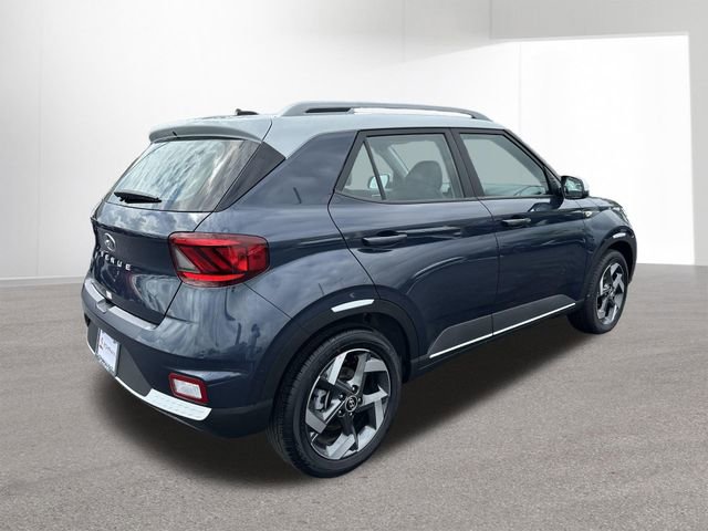 New 2026 Hyundai Venue SEL FWD image 13