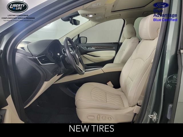 Used 2023 Buick Enclave Avenir w/ Avenir Technology Package AWD/4WD image 13