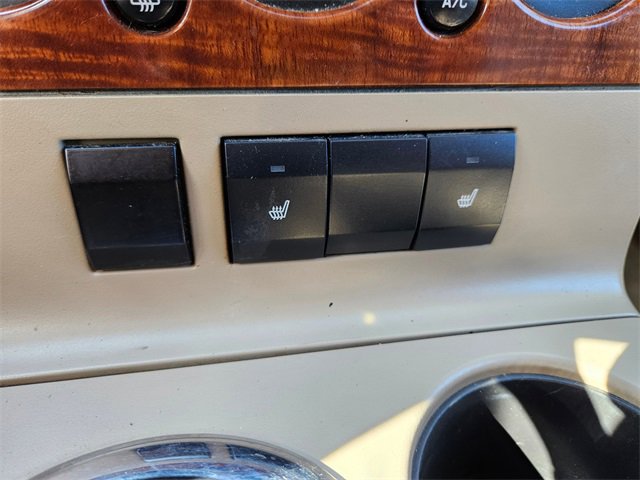 Used 2010 Ford Explorer Eddie Bauer image 25