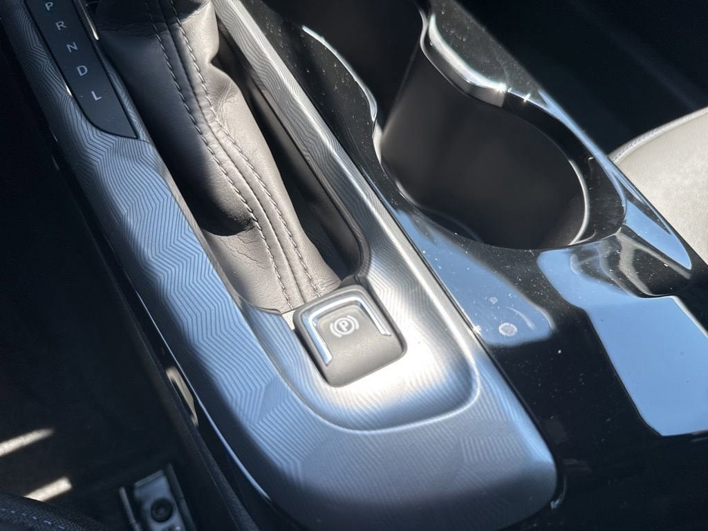 New 2026 Buick Envista Sport Touring w/ Convenience I Package FWD image 32