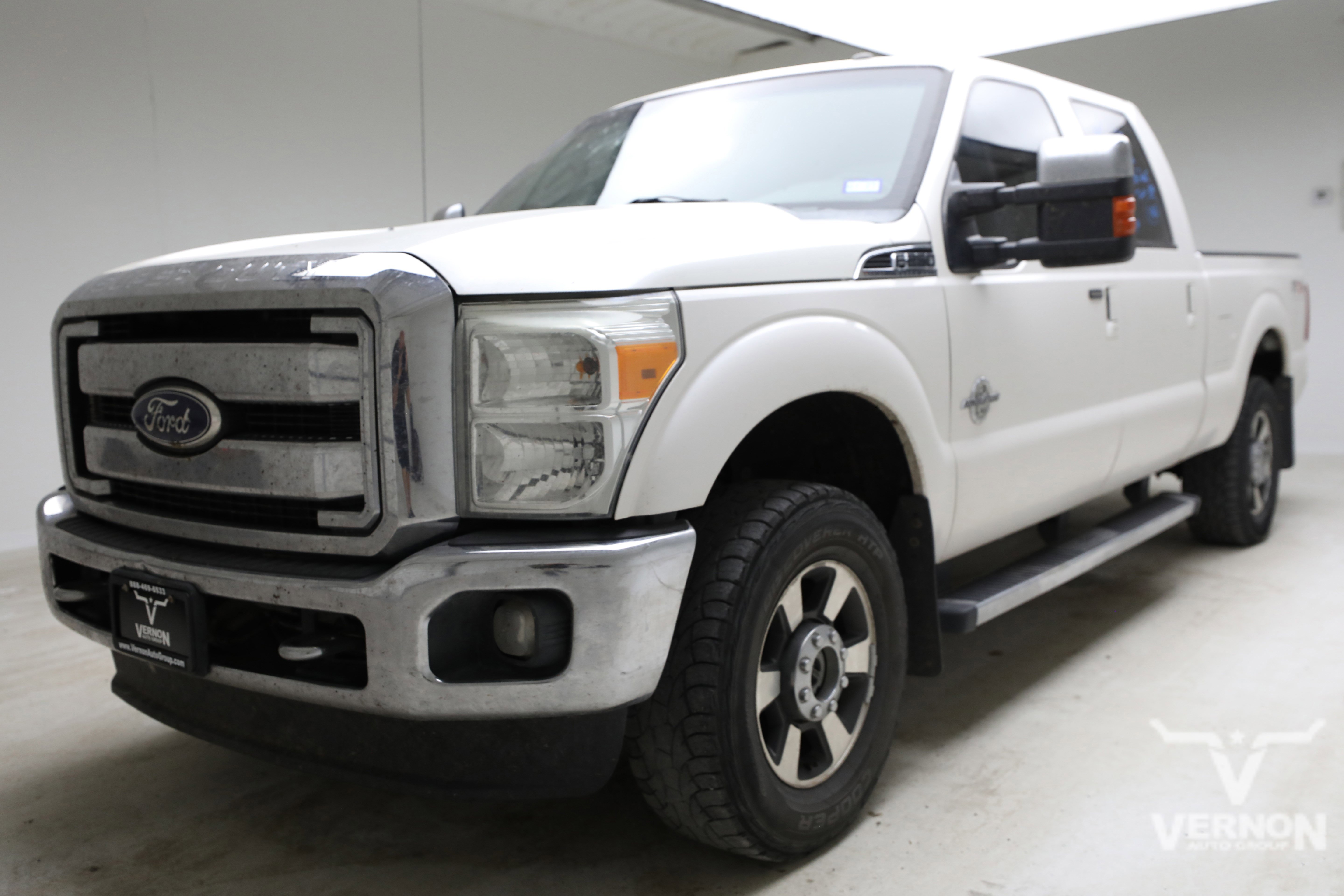 Used 2011 Ford F250 Lariat w/ Lariat Interior Pkg AWD/4WD image 1