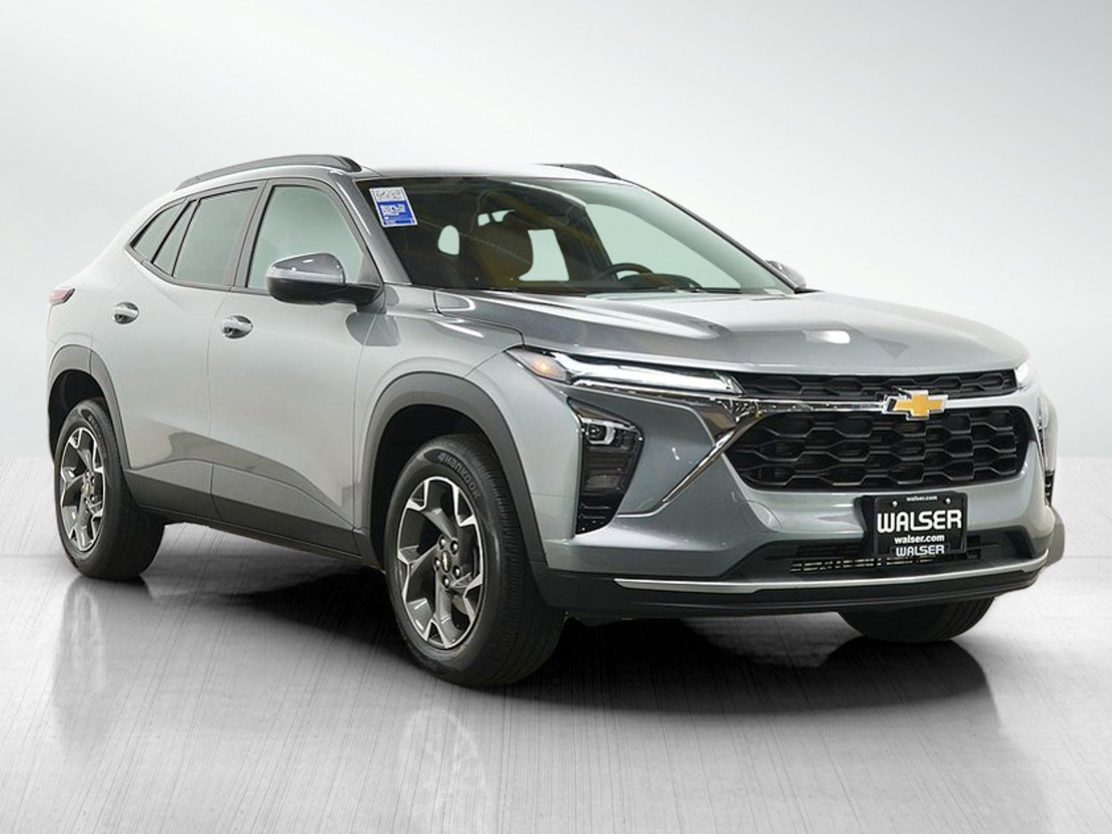 Used 2024 Chevrolet Trax LT w/ Driver Confidence Package FWD image 7