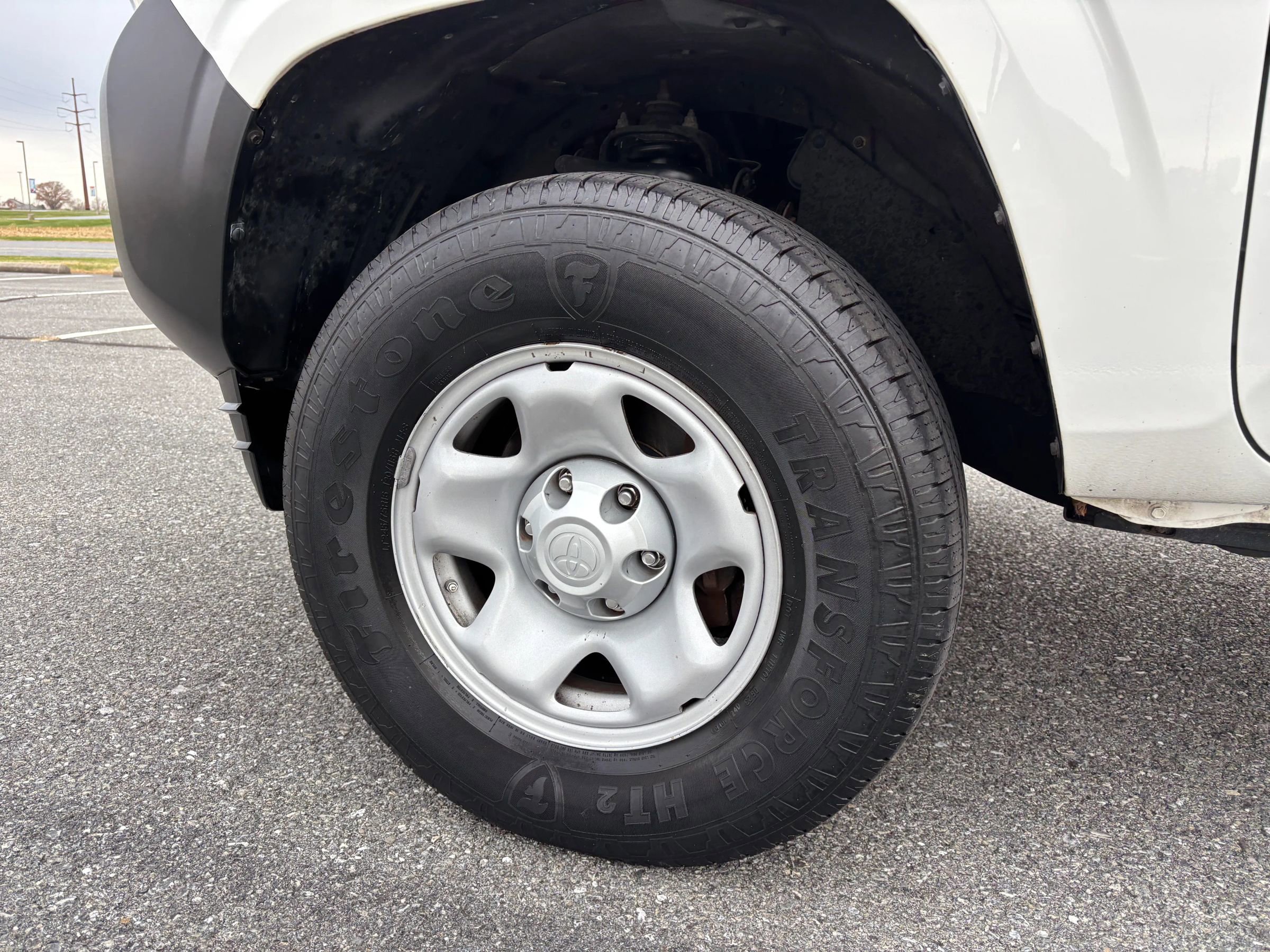 Used 2020 Toyota Tacoma SR image 38