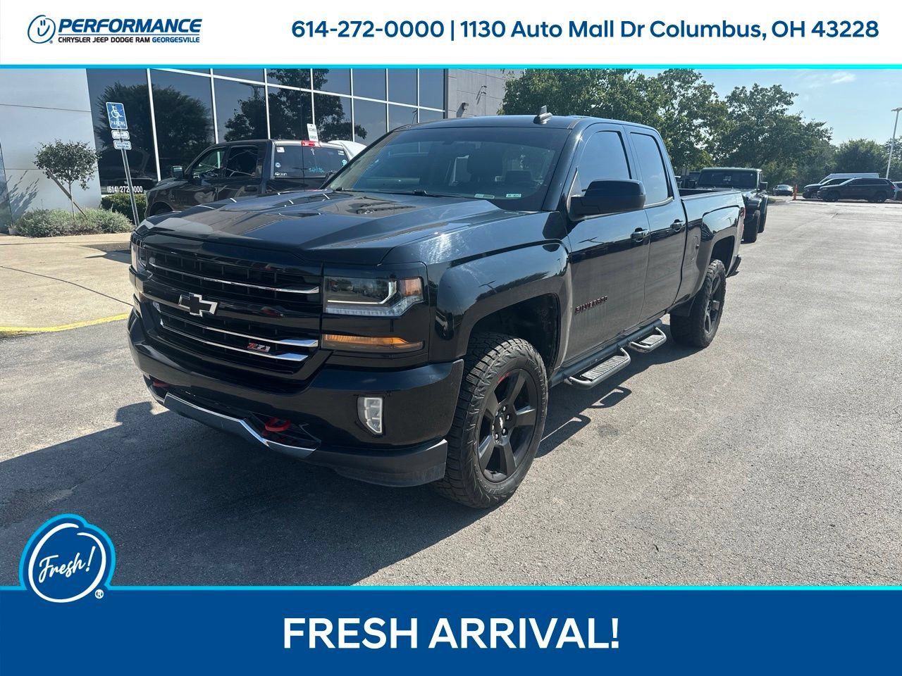 Used 2017 Chevrolet Silverado 1500 LT w/ Redline Edition AWD/4WD image 9