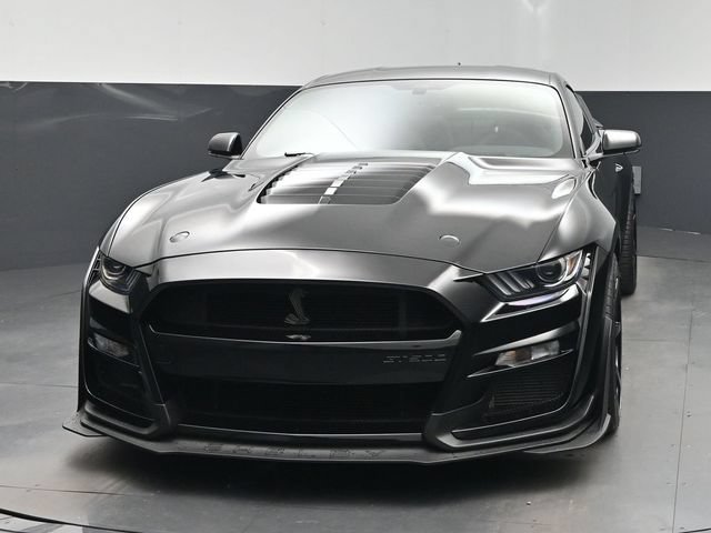 Used 2021 Ford Mustang Shelby GT500 w/ Technology Package RWD image 6