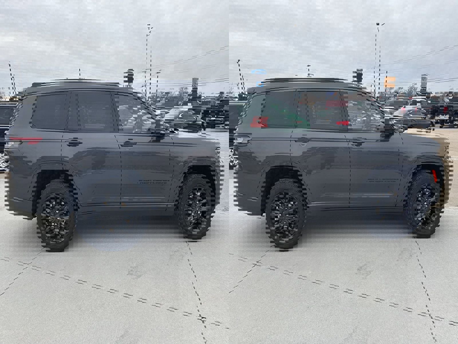 New 2026 Jeep Grand Cherokee L Limited image 9