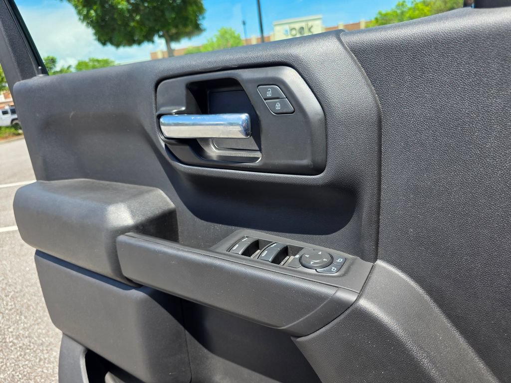 Used 2025 Chevrolet Silverado 1500 Custom AWD/4WD image 16
