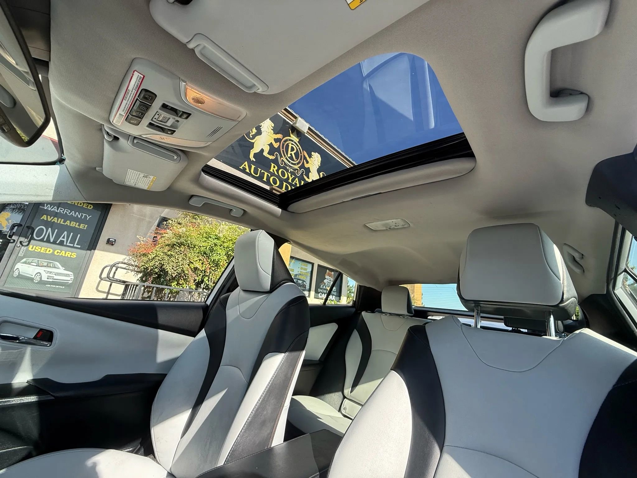 Used 2019 Toyota Prius Limited image 22