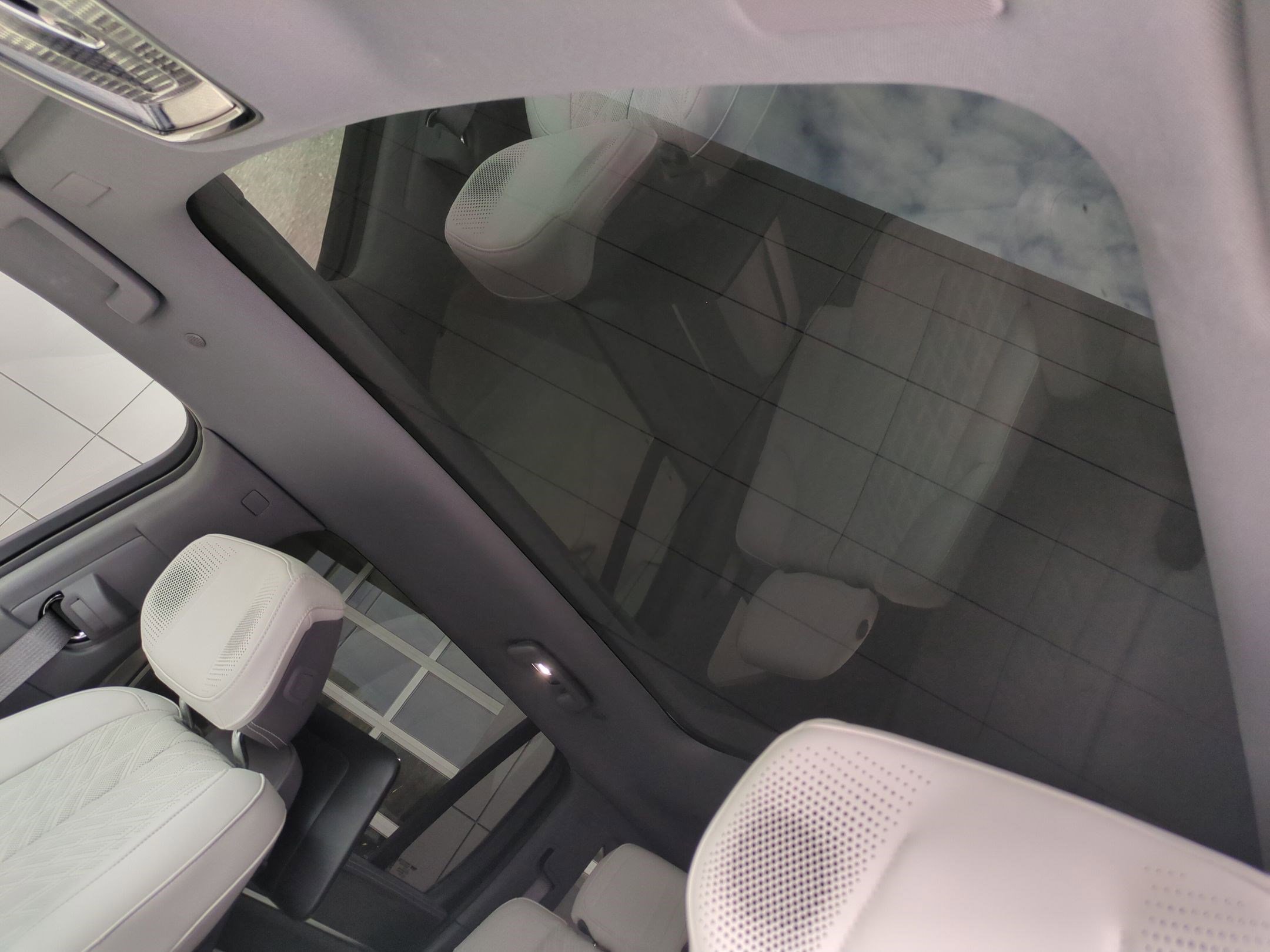 Used 2025 Cadillac Escalade IQ Sport 1 w/ Smart Trailering package image 16