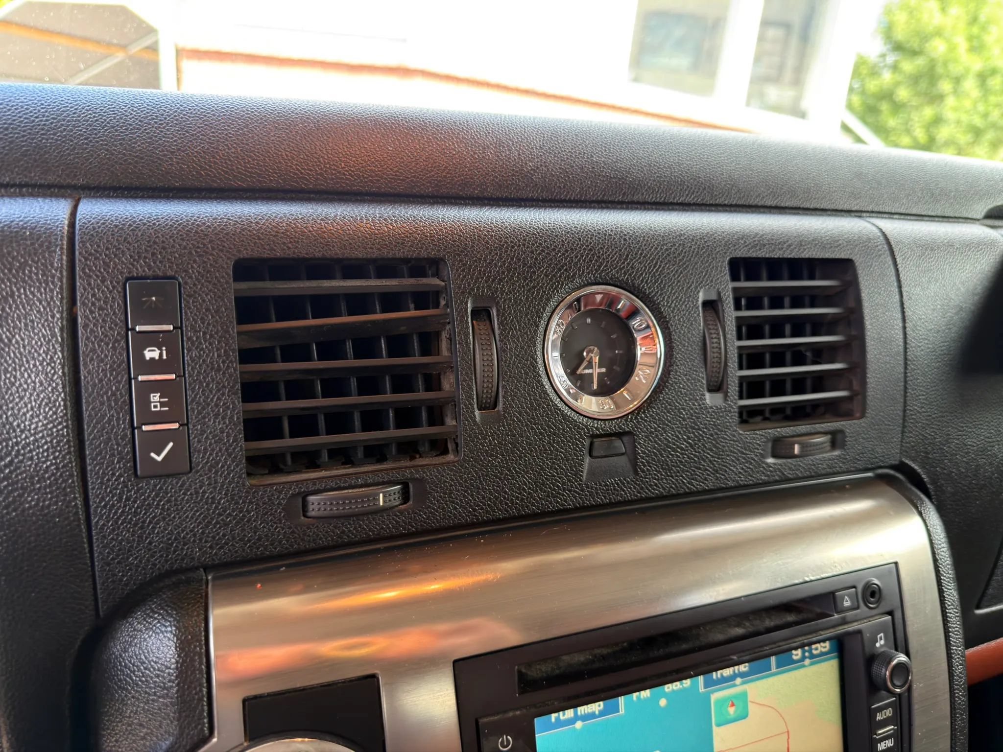 Used 2009 HUMMER H2 Luxury AWD/4WD image 32