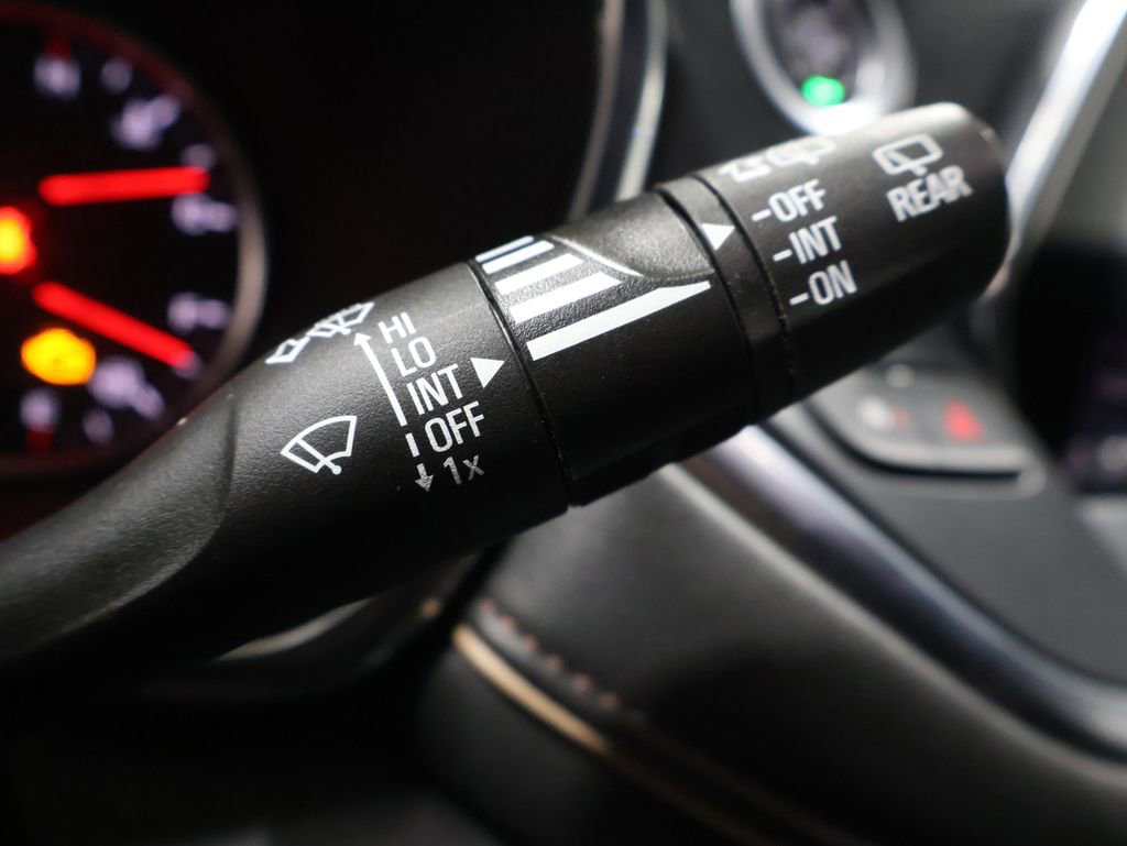 Used 2022 Chevrolet Blazer Premier image 41