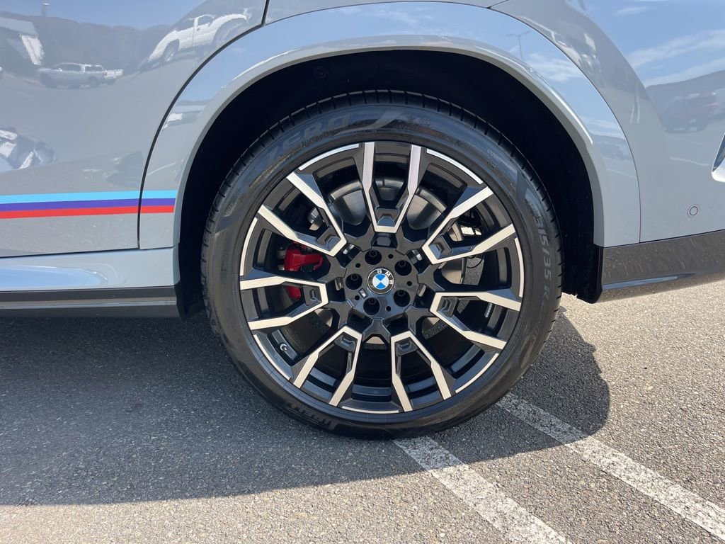 Used 2026 BMW X6 M60i w/ Executive Package image 26