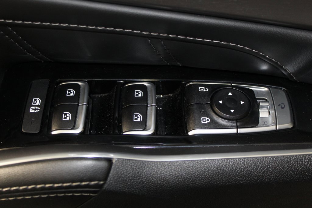 Used 2023 Kia Sorento SX image 21