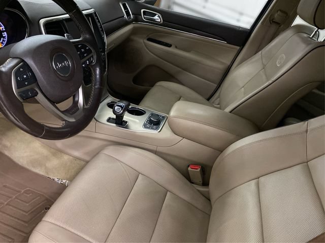Used 2014 Jeep Grand Cherokee Overland AWD/4WD image 10