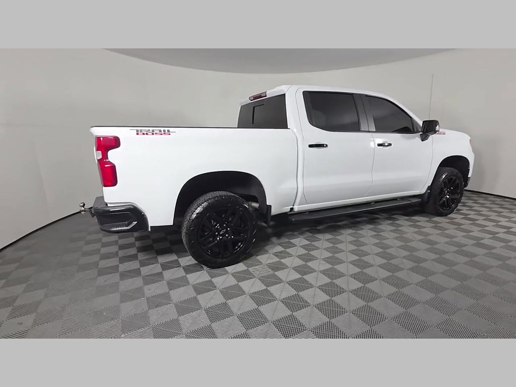 Used 2024 Chevrolet Silverado 1500 LT Trail Boss w/ LT Trail Boss Premium Package AWD/4WD image 41