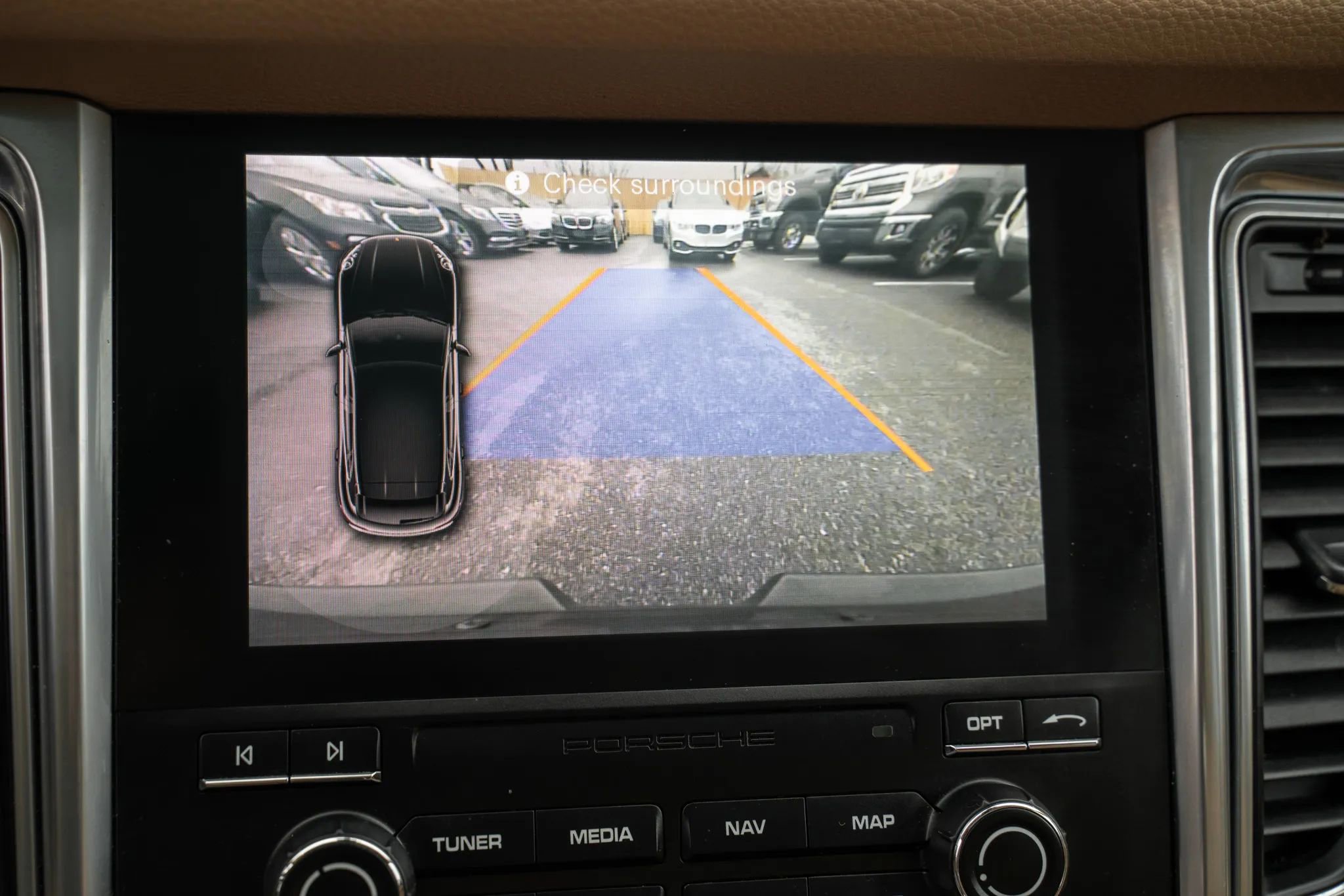 Used 2017 Porsche Macan Sport Edition image 27