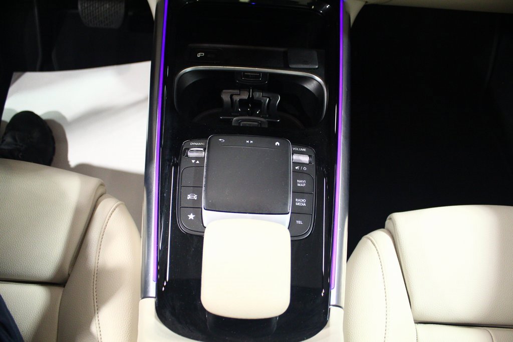 Used 2022 Mercedes-Benz GLA 250 4MATIC image 21