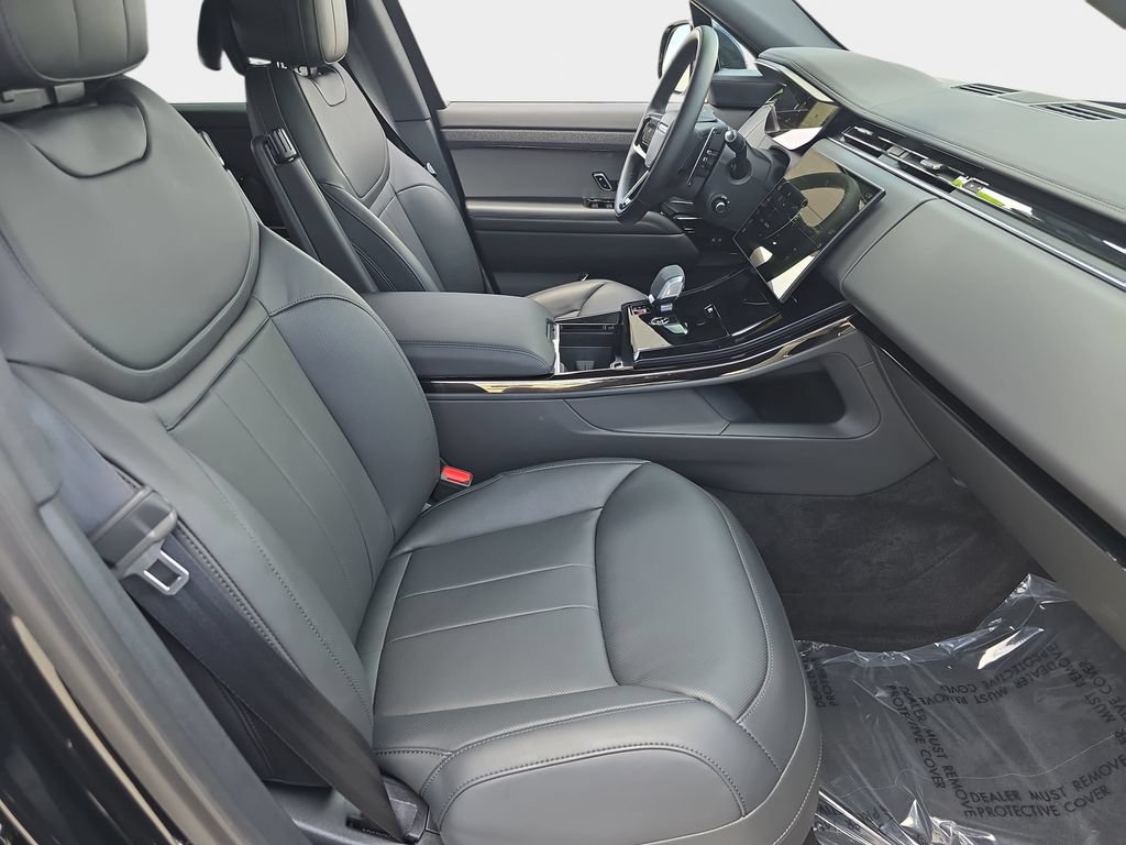 Certified 2026 Land Rover Range Rover Sport Dynamic SE AWD/4WD image 12