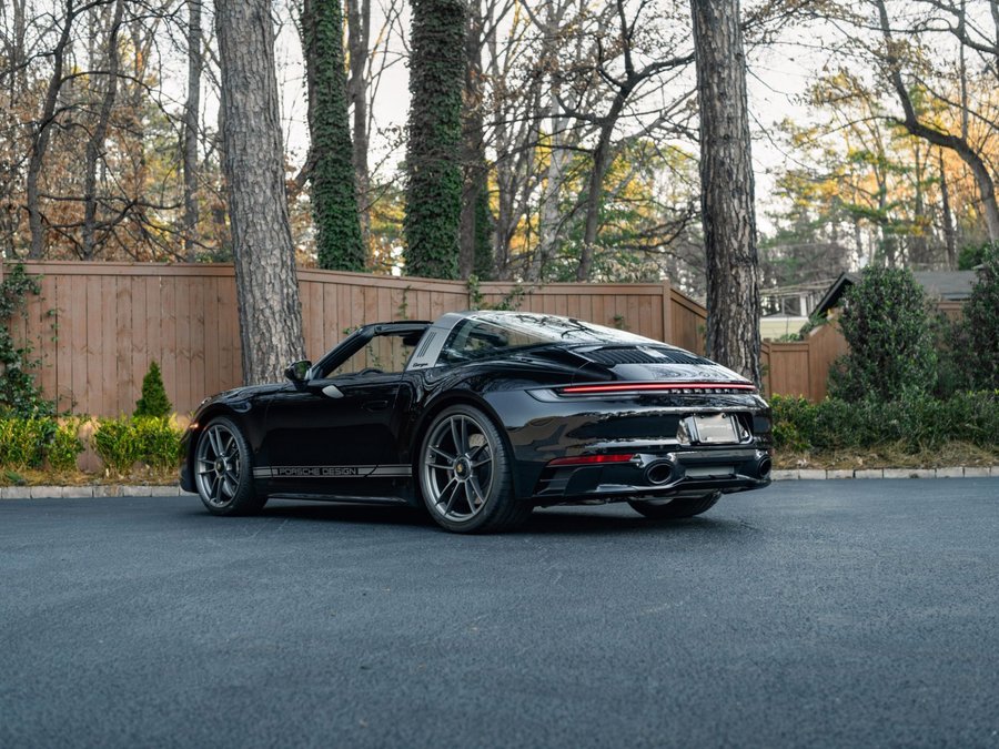 Used 2023 Porsche 911 50th Anniversary Edition image 7