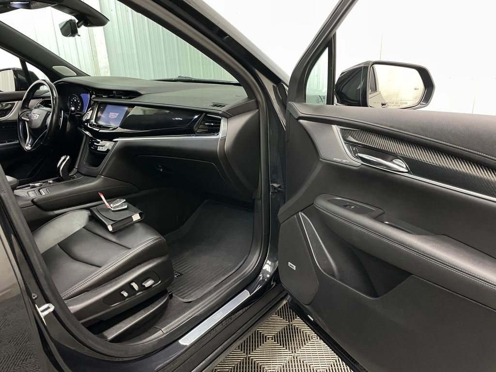 Certified 2020 Cadillac XT6 Sport AWD/4WD image 40