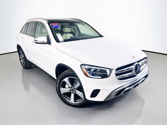 Used 2021 Mercedes-Benz GLC 300 4MATIC w/ Premium Package image 2
