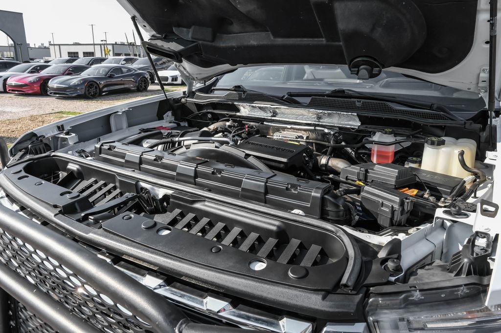 Used 2020 Chevrolet Silverado 2500 LTZ w/ LTZ Premium Package image 59