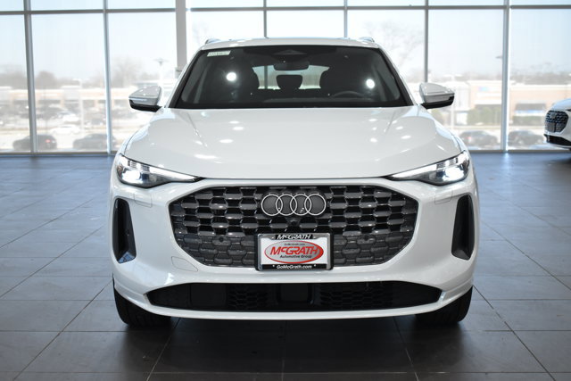 Used 2025 Audi Q5 Premium Plus w/ Premium Plus image 6