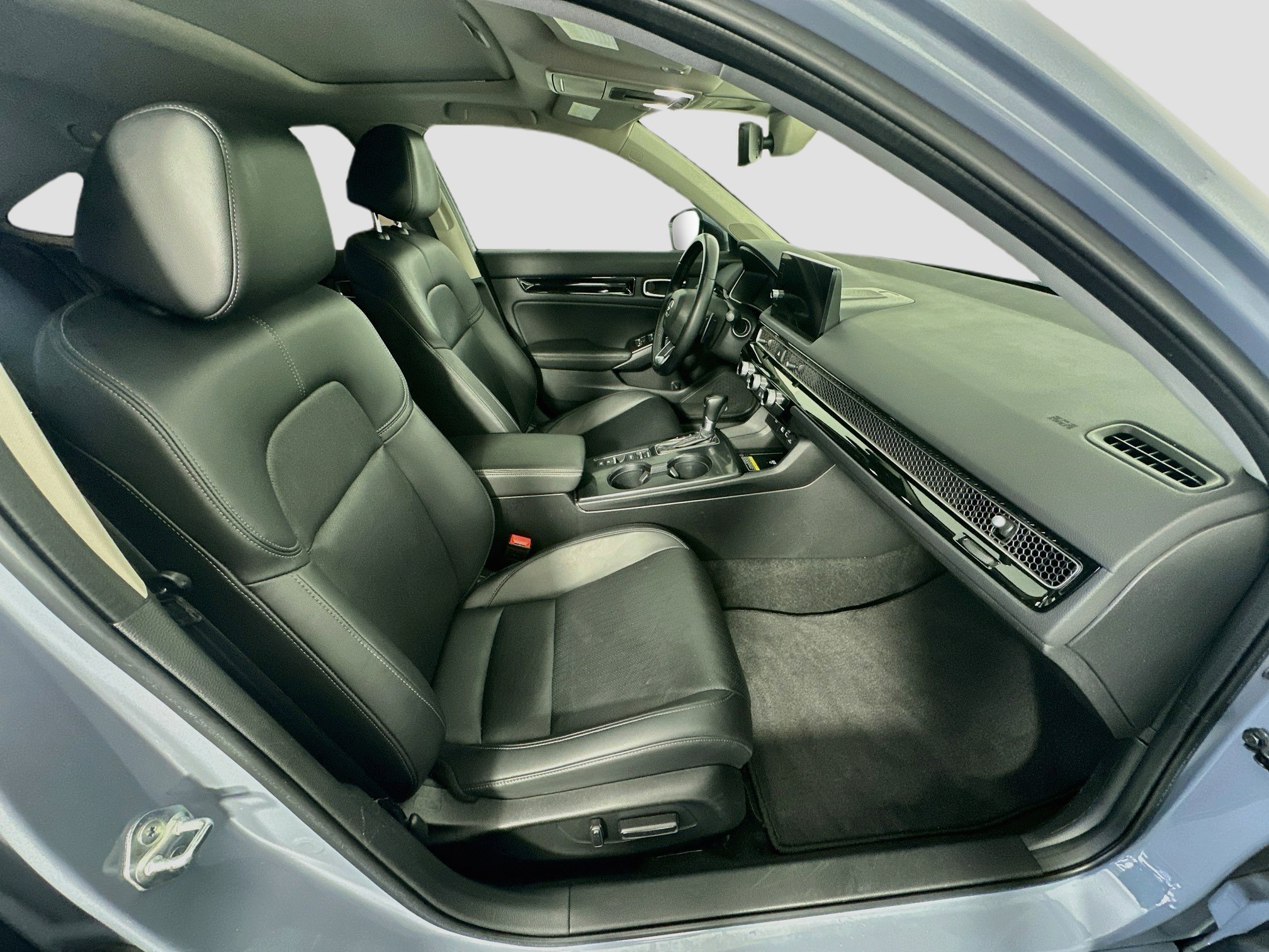 Used 2022 Honda Civic Touring image 32