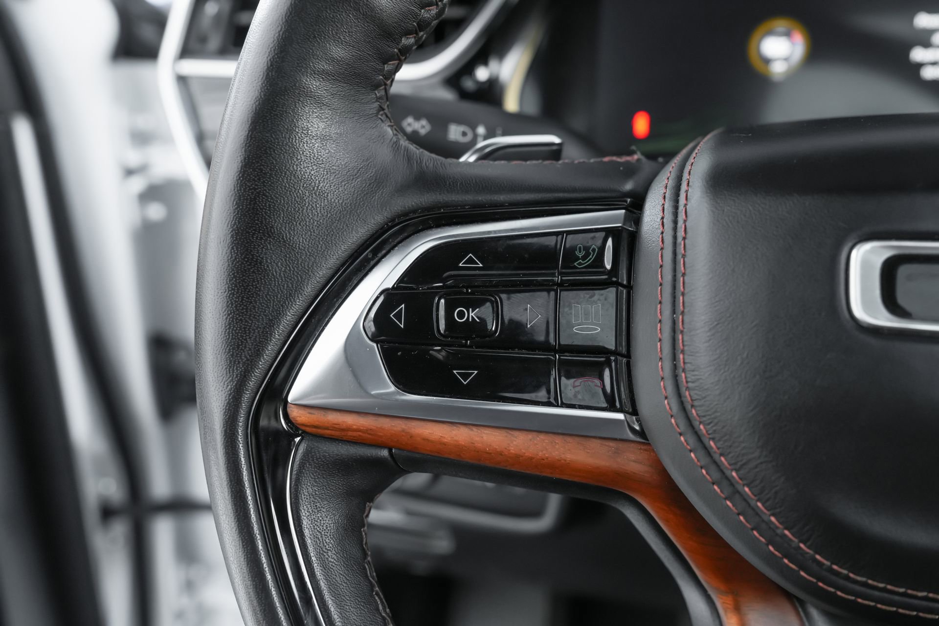 Used 2022 Jeep Grand Cherokee Summit image 20