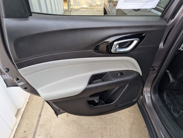 Used 2024 Jeep Compass Limited image 20