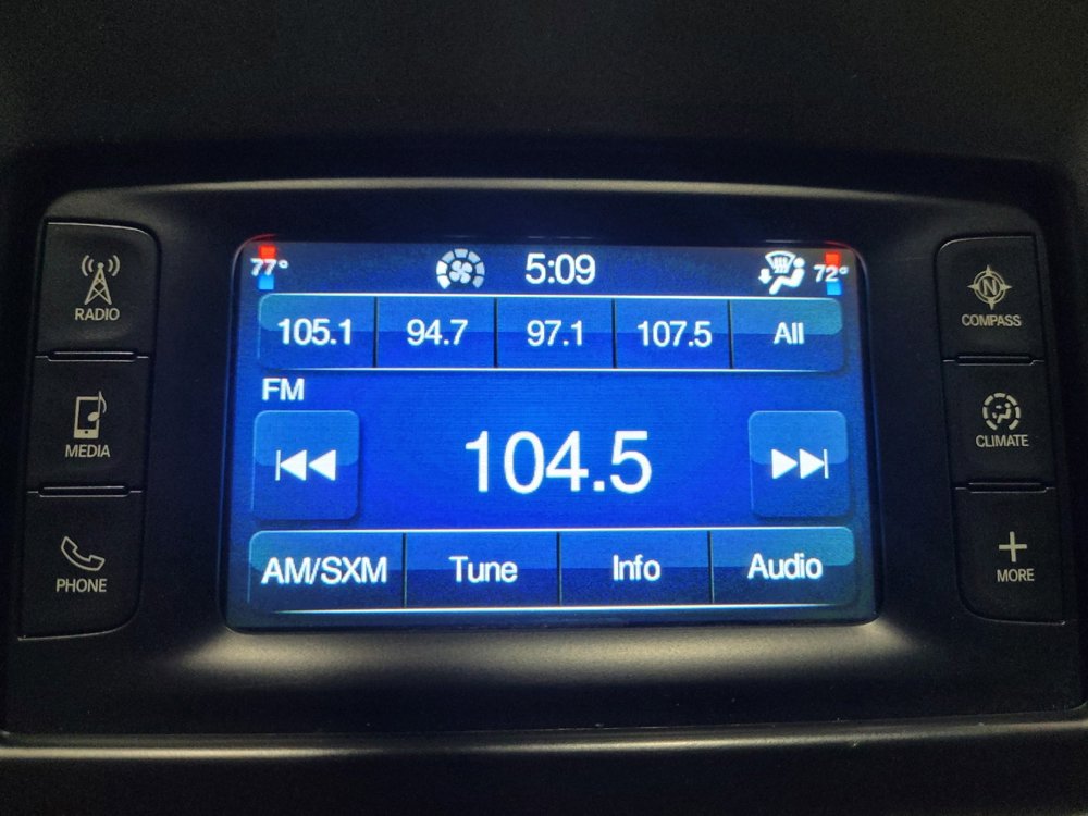 Used 2015 Chrysler 200 C FWD image 25