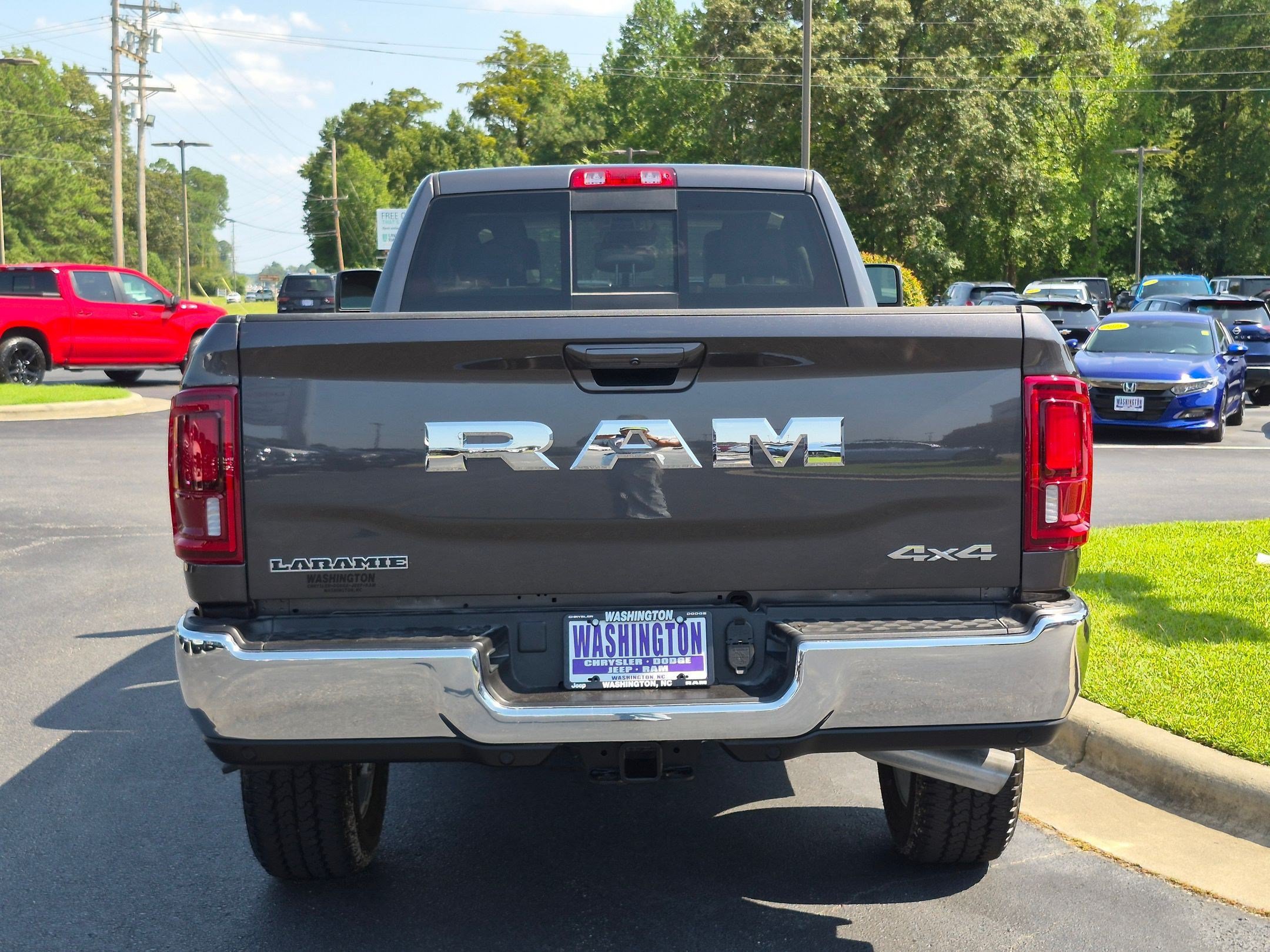 New 2026 RAM 2500 Laramie AWD/4WD image 6