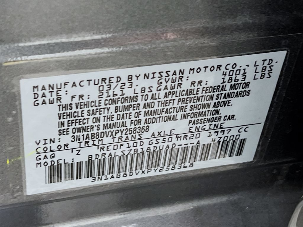 Used 2023 Nissan Sentra SR w/ SR Premium Package FWD image 27