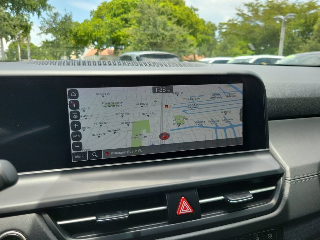 Certified 2024 Kia Seltos EX FWD image 27