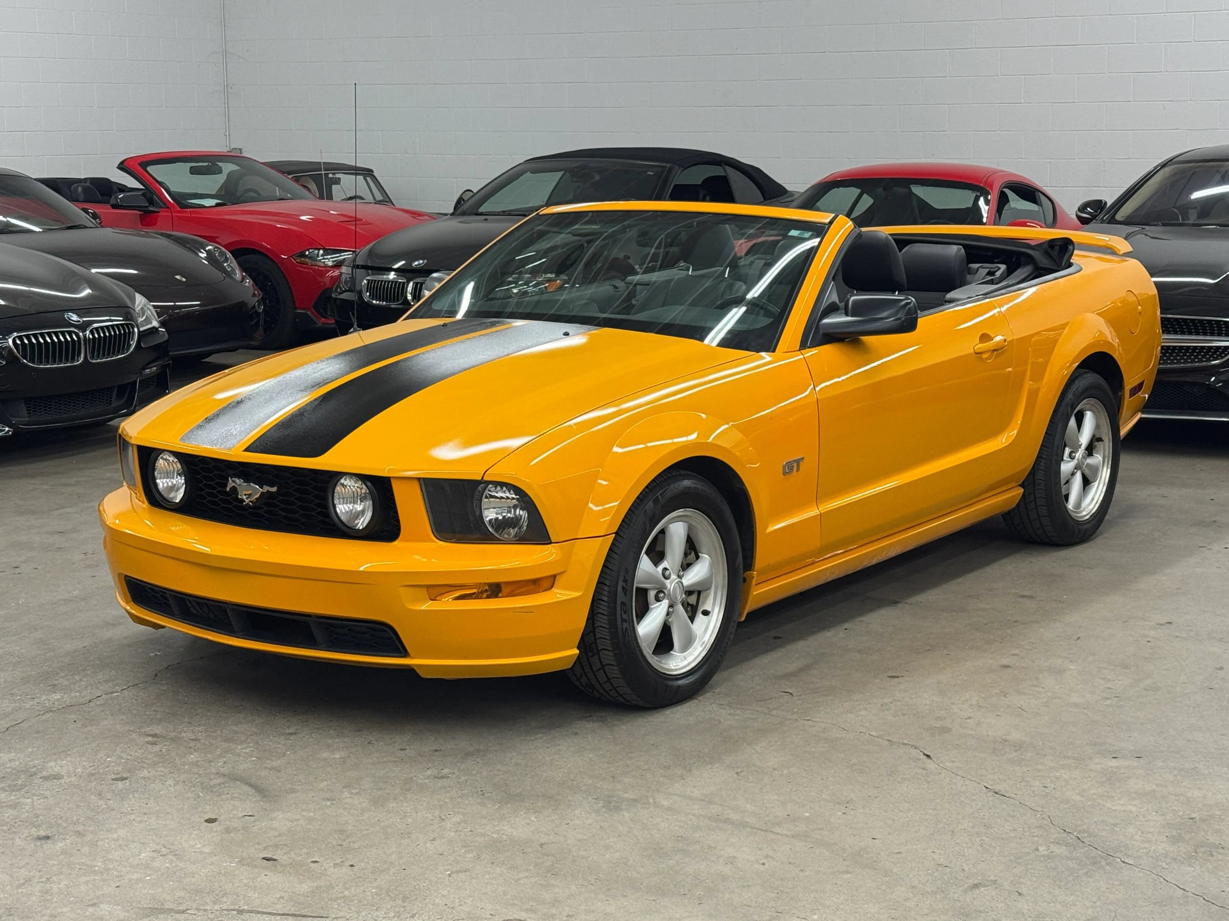Used 2007 Ford Mustang GT Premium RWD image 2