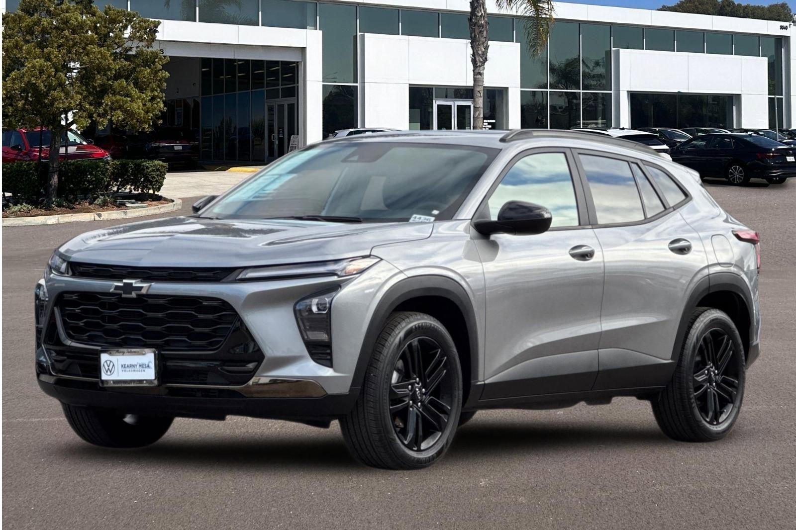 Used 2024 Chevrolet Trax ACTIV w/ Sunroof Package image 7