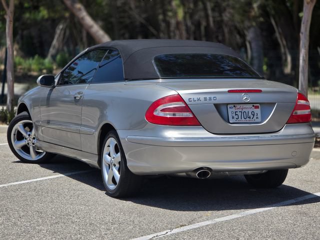 Used 2005 Mercedes-Benz CLK 320 Cabriolet image 12