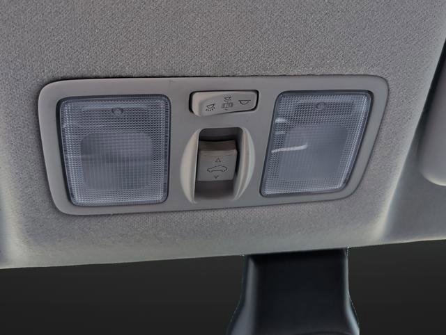 Certified 2023 Hyundai Venue SEL w/ Cargo Package image 22